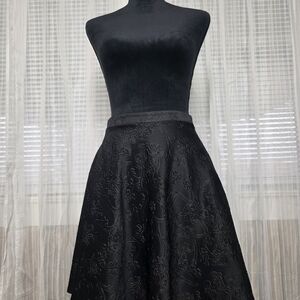 Jon & Anna Black Gothic Jacquard Embossed Romantic Floral Circle Skirt Size S